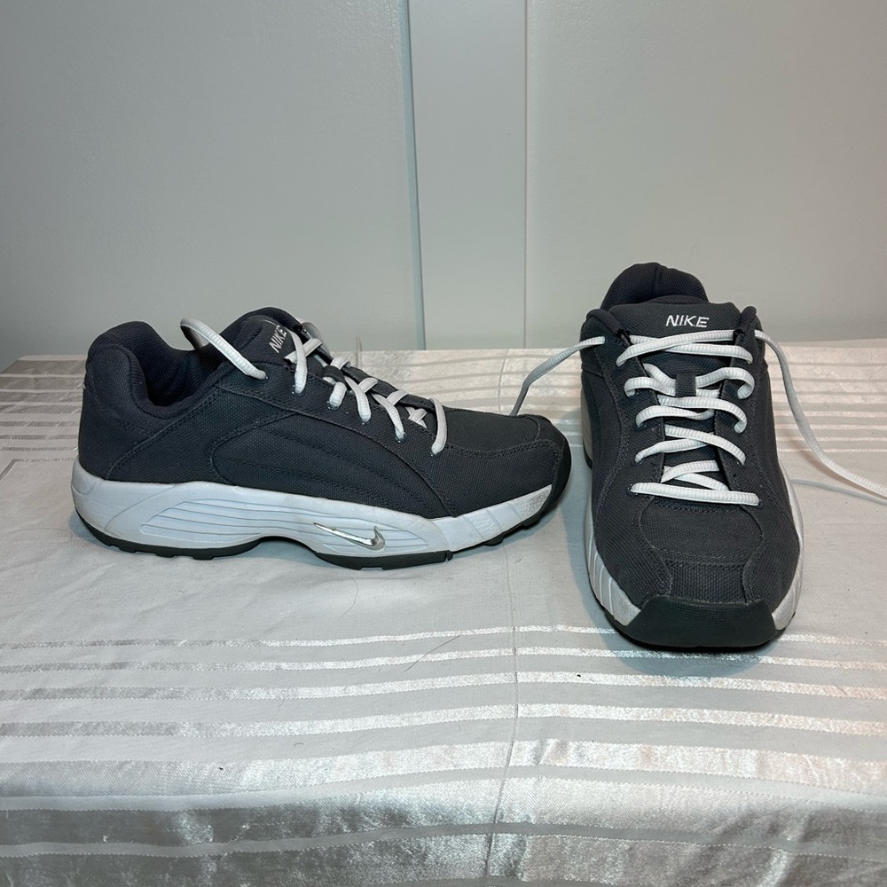 Nike Men's Dark Gray and White Athletic Shoes